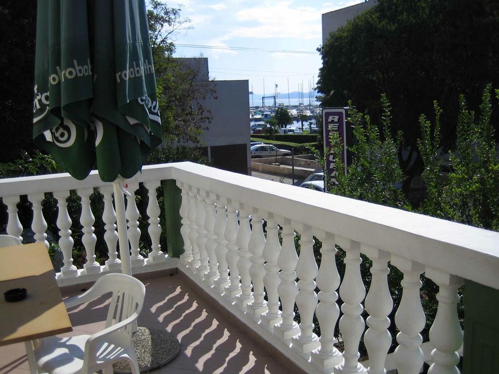 Apartment Alfirev Vodice Buitenkant foto