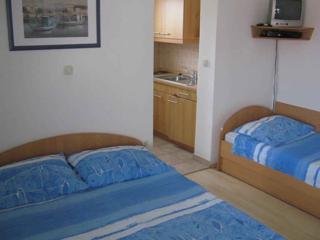 Apartment Alfirev Vodice Buitenkant foto